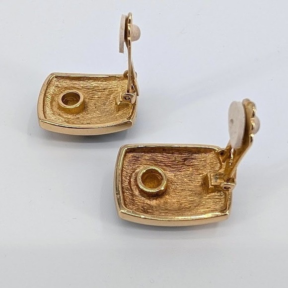 Christian Dior Vintage Navy Blue Rhinestone Wave Gold Tone Clip On Earrings - Picture 5 of 8